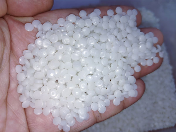 阜阳中空吹膜HDPE再生颗粒