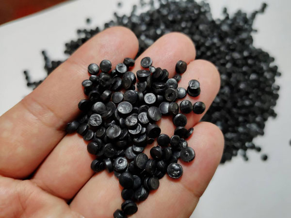 阜阳黑色HDPE再生管道颗粒料